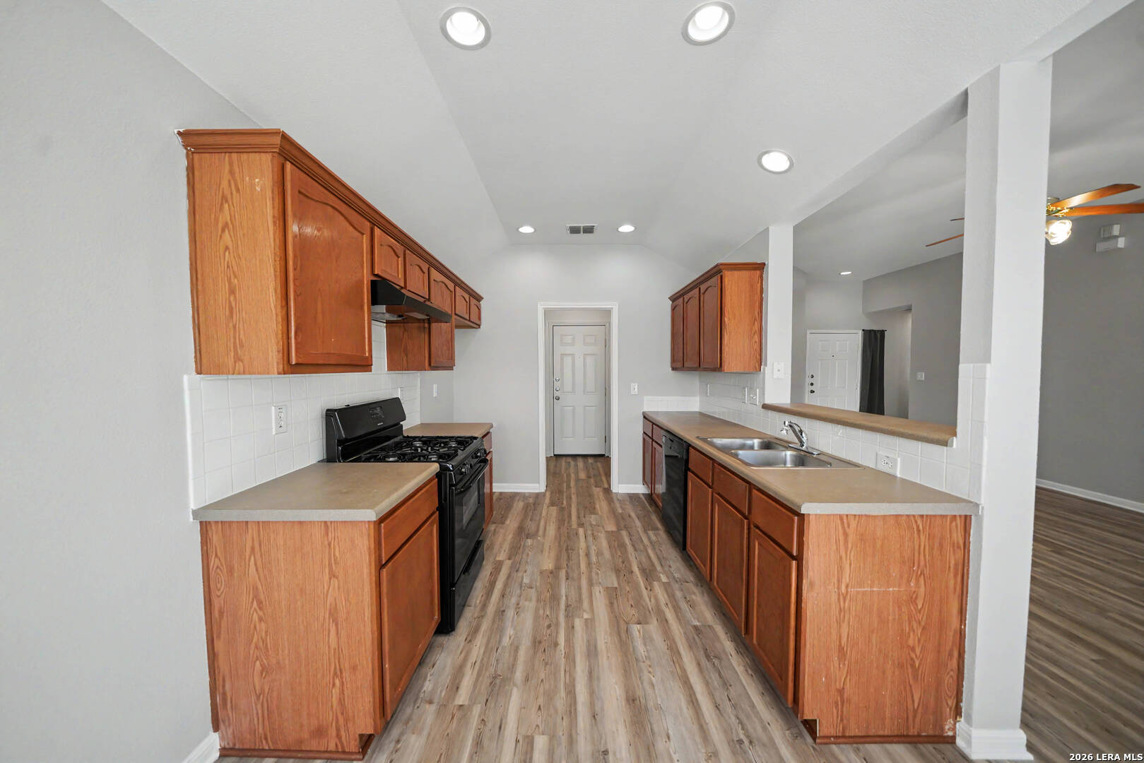 8434 Favero Cove Converse TX 78109