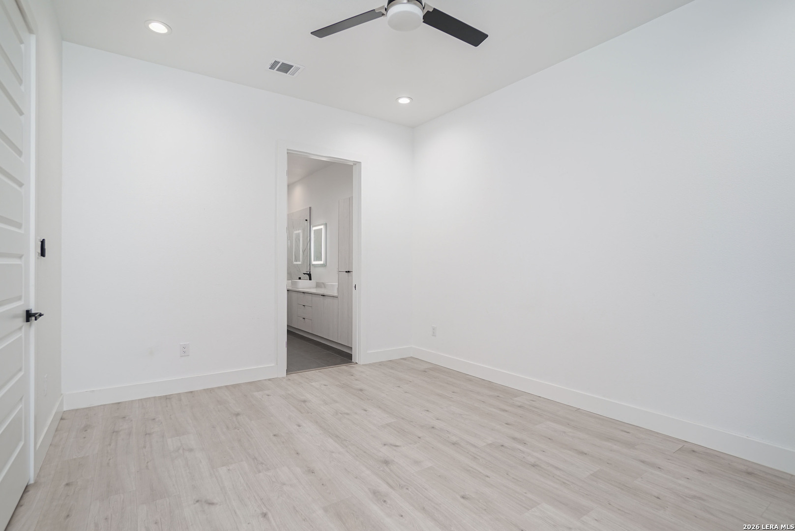 2503 Manor Heights San Antonio TX 78231