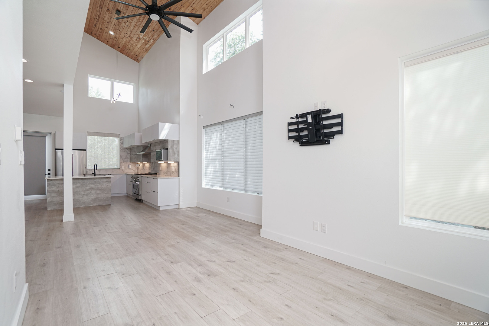 2503 Manor Heights San Antonio TX 78231