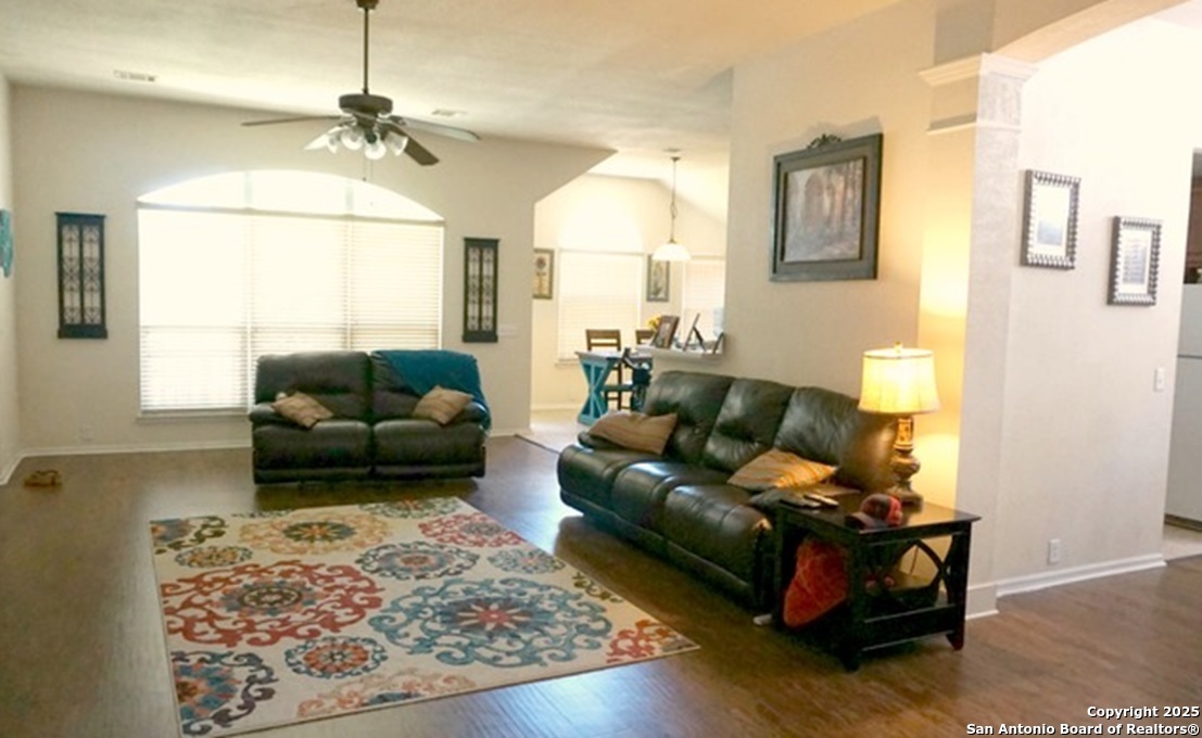 22027 Dolomite San Antonio TX 78259