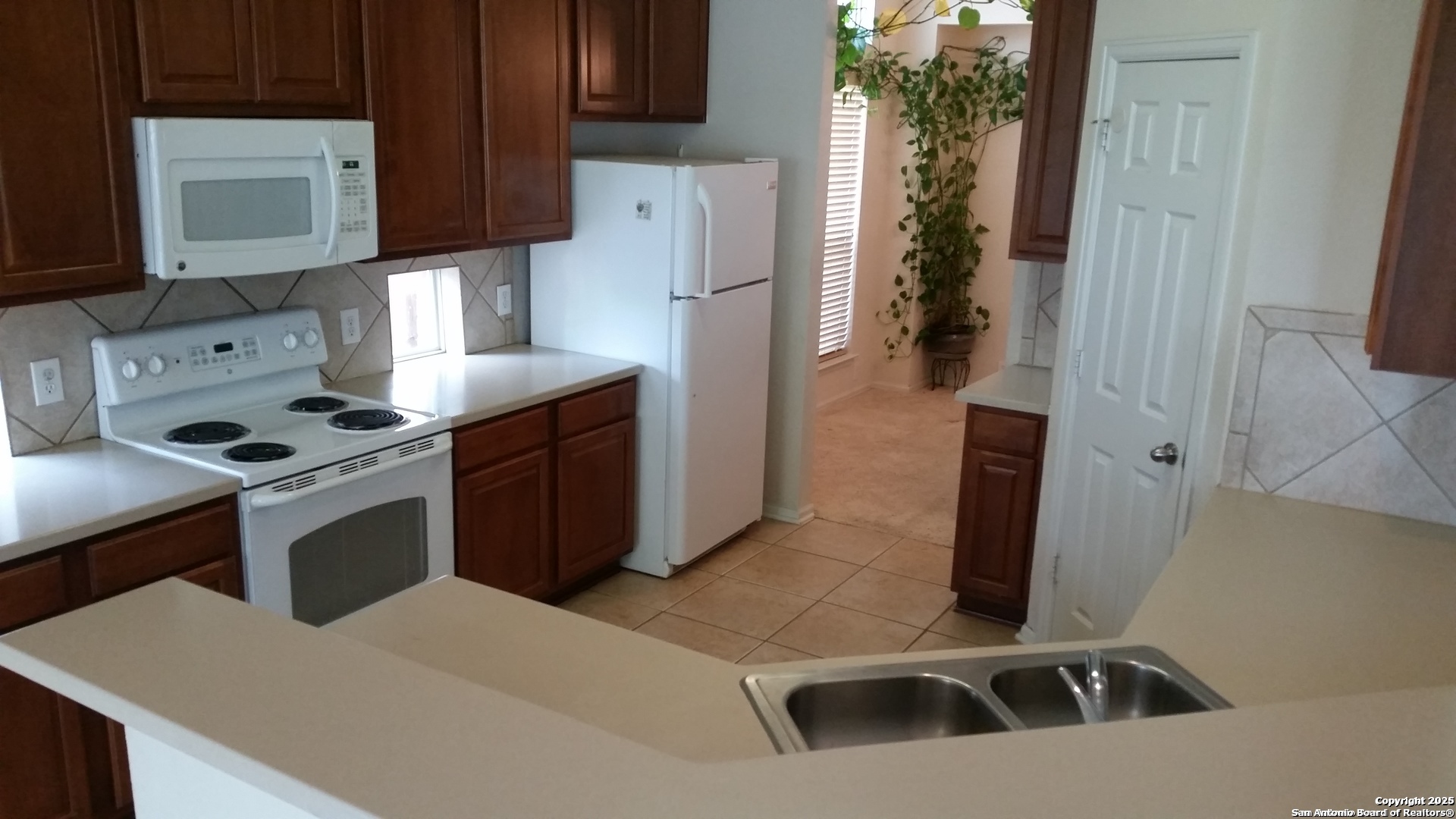22027 Dolomite San Antonio TX 78259