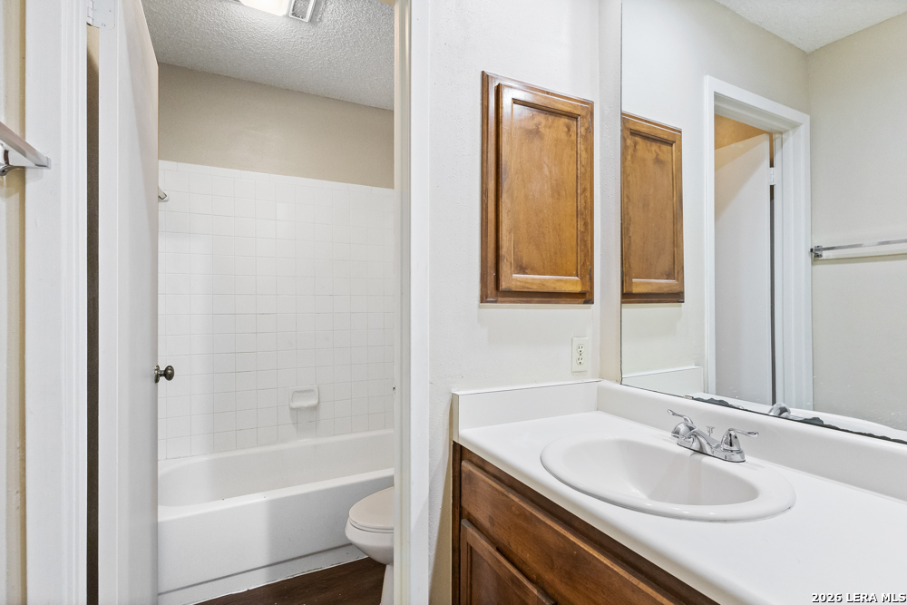 2255 Thousand Oaks San Antonio TX 78232