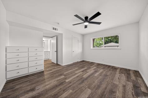 600 Gentleman Road Balcones Heights TX 78201