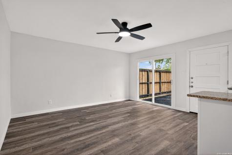 600 Gentleman Road Balcones Heights TX 78201