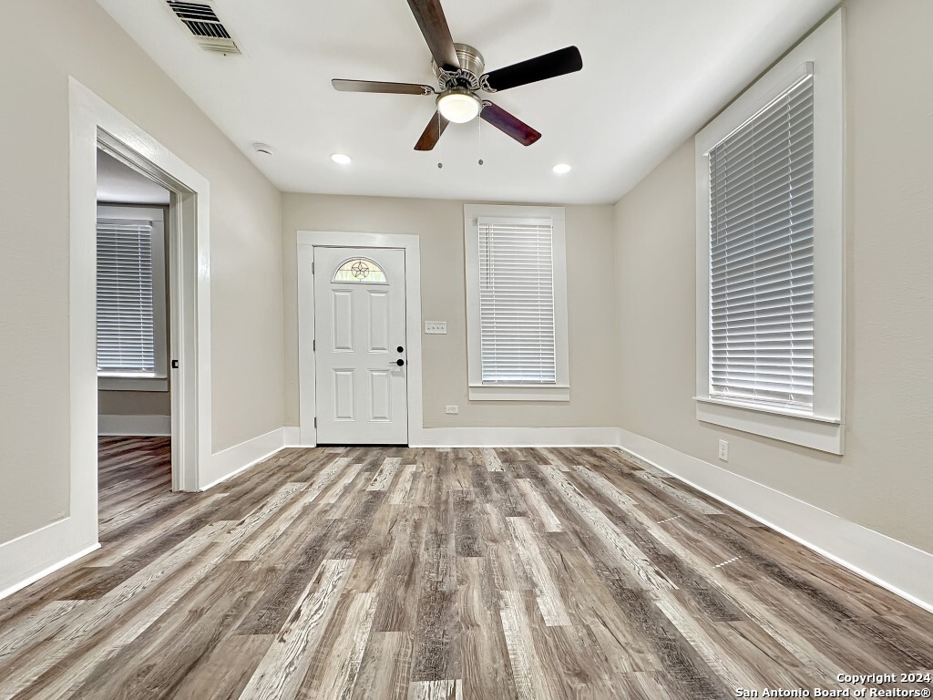 147 Saint Francis San Antonio TX 78204
