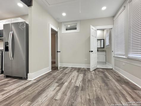 147 Saint Francis San Antonio TX 78204