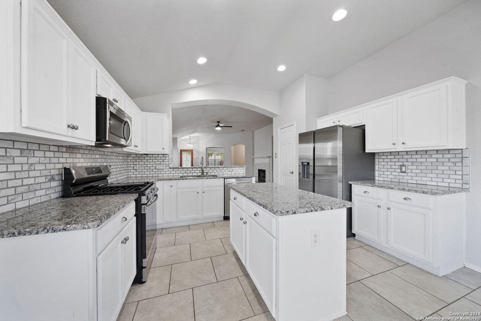 5719 Pioneer Path San Antonio TX 78253