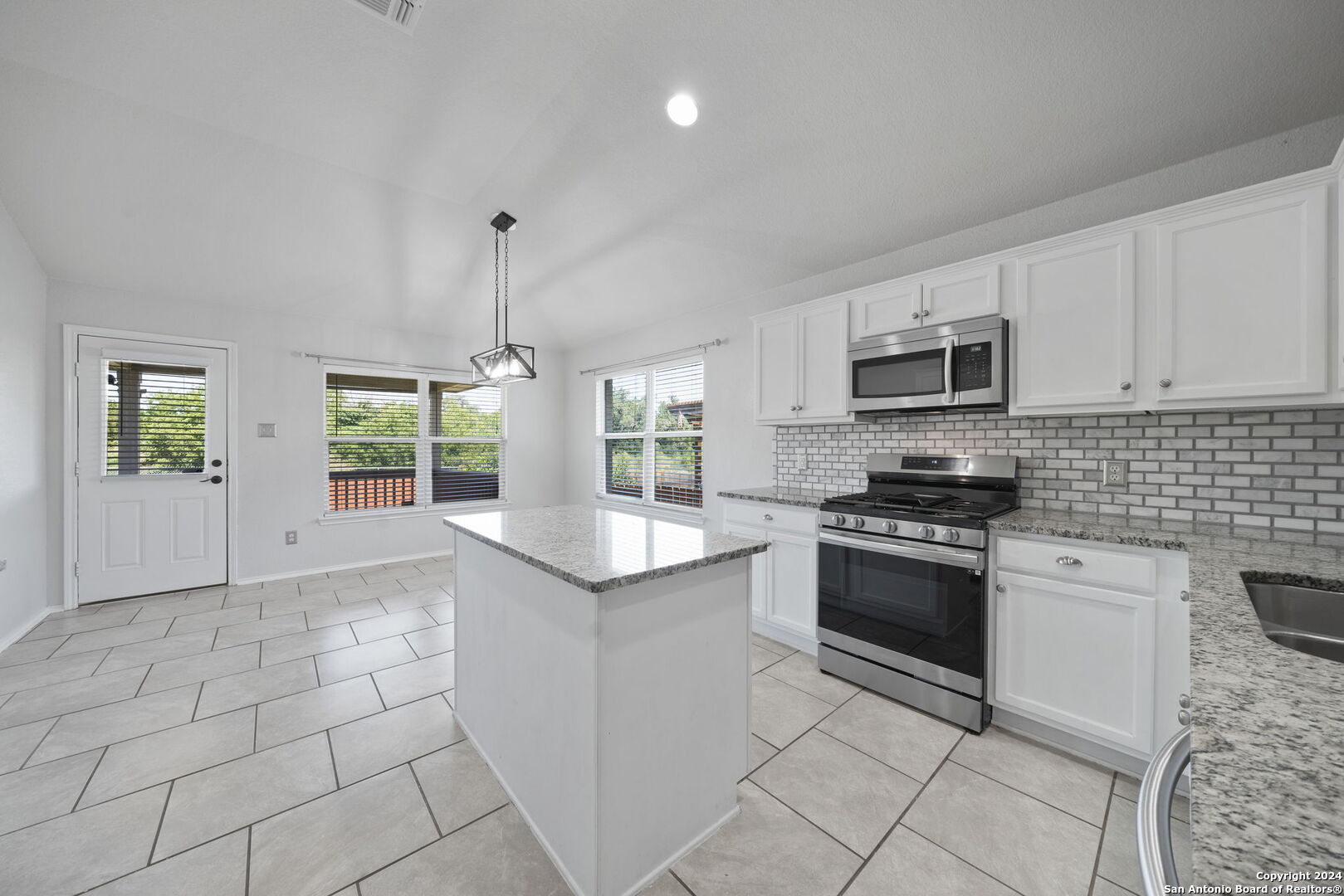 5719 Pioneer Path San Antonio TX 78253