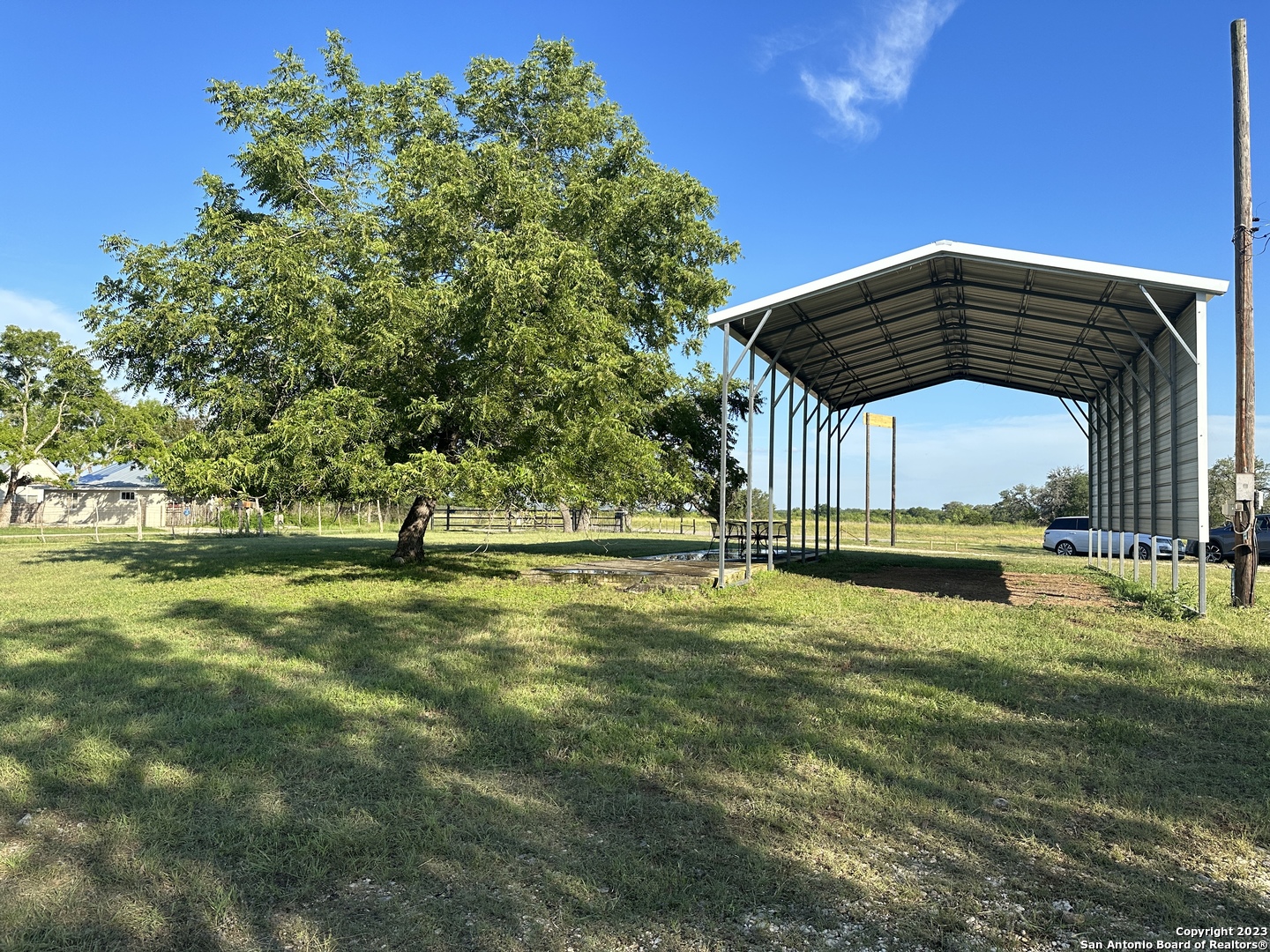 141 Robindale W Bandera TX 78003