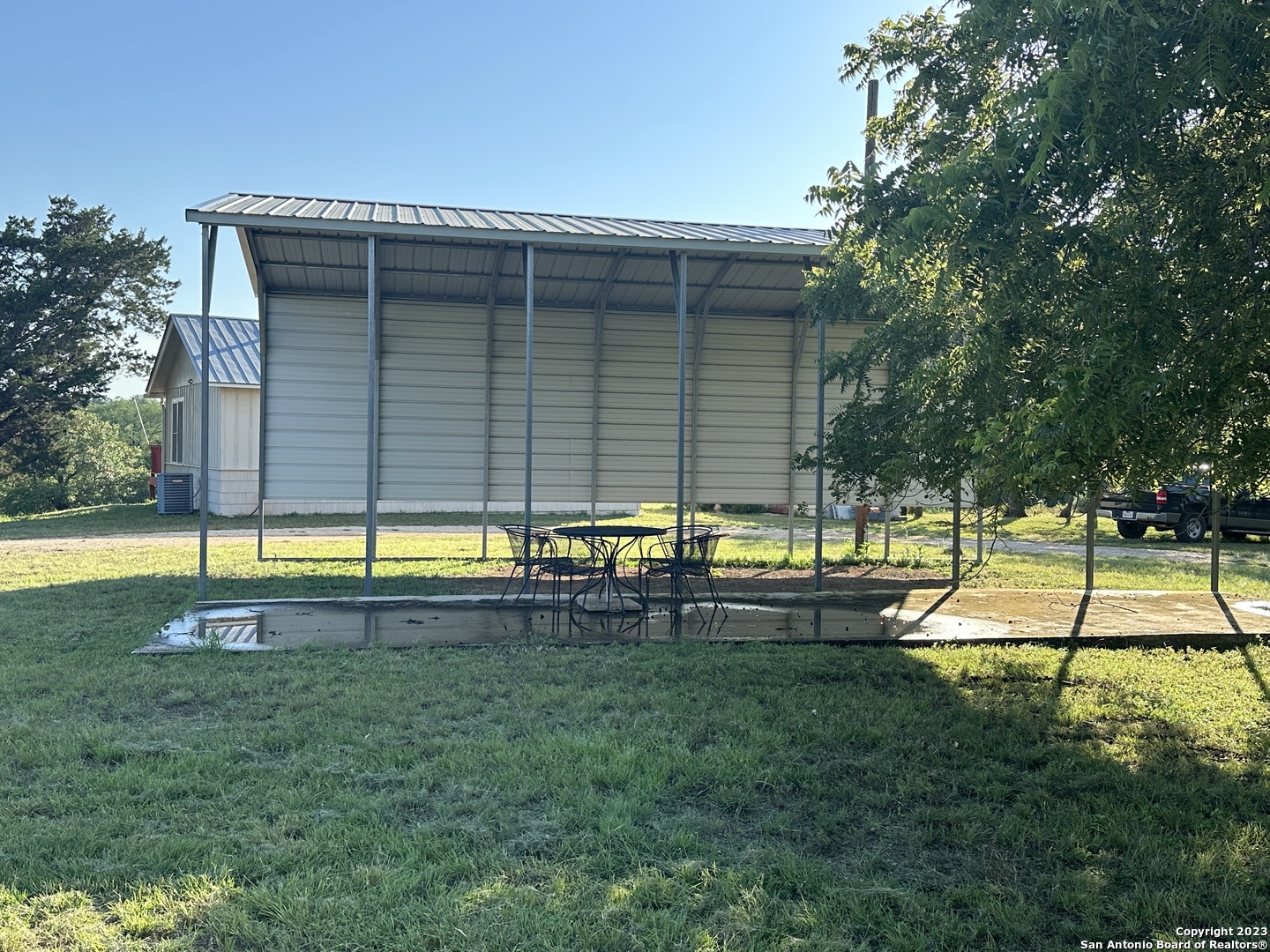141 Robindale W Bandera TX 78003