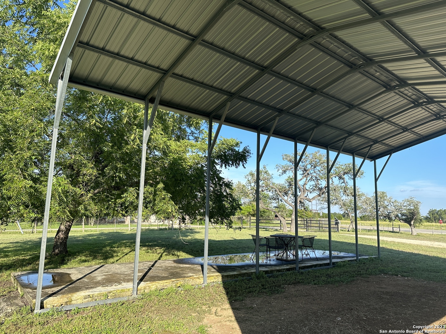 141 Robindale W Bandera TX 78003