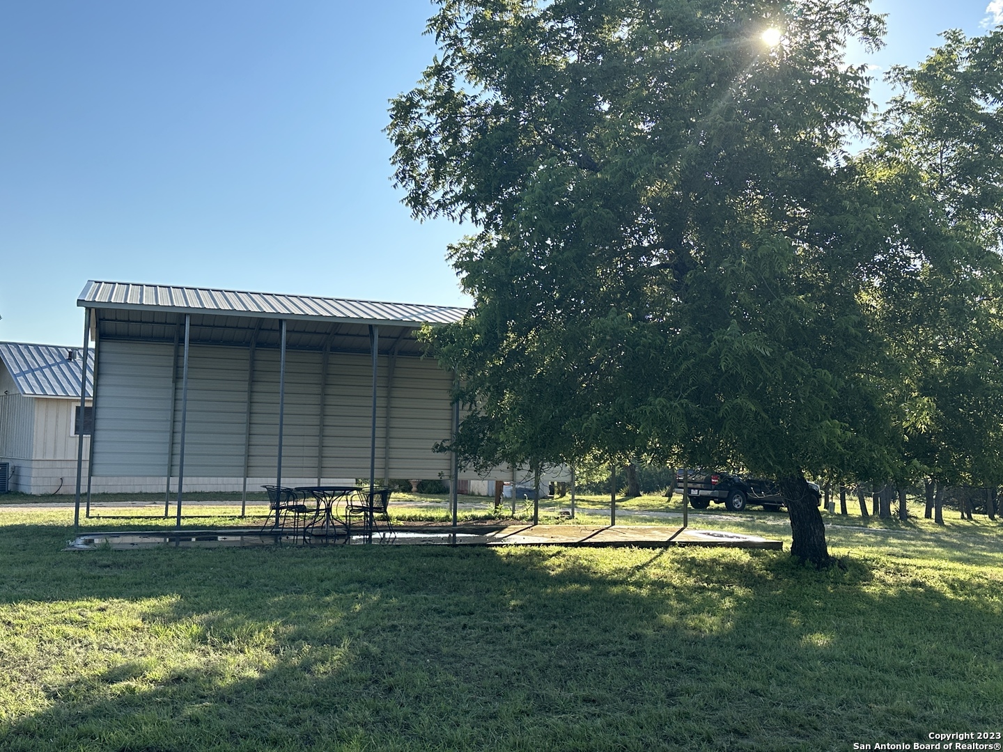 141 Robindale W Bandera TX 78003