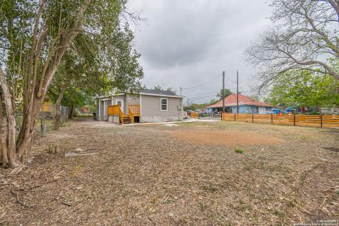 324 Bargas Street San Antonio TX 78210
