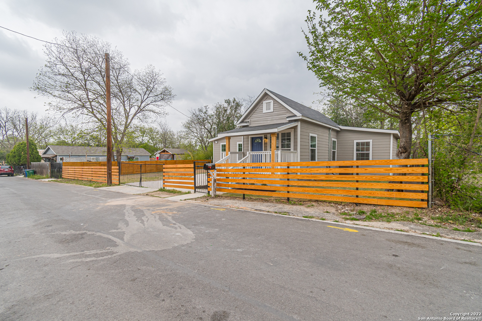 324 Bargas Street San Antonio TX 78210