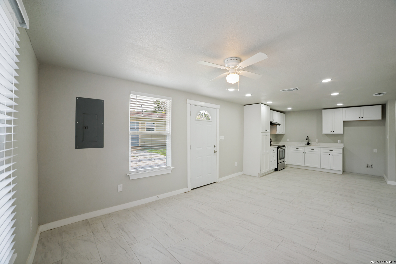 703 W Rosewood Avenue San Antonio TX 78212
