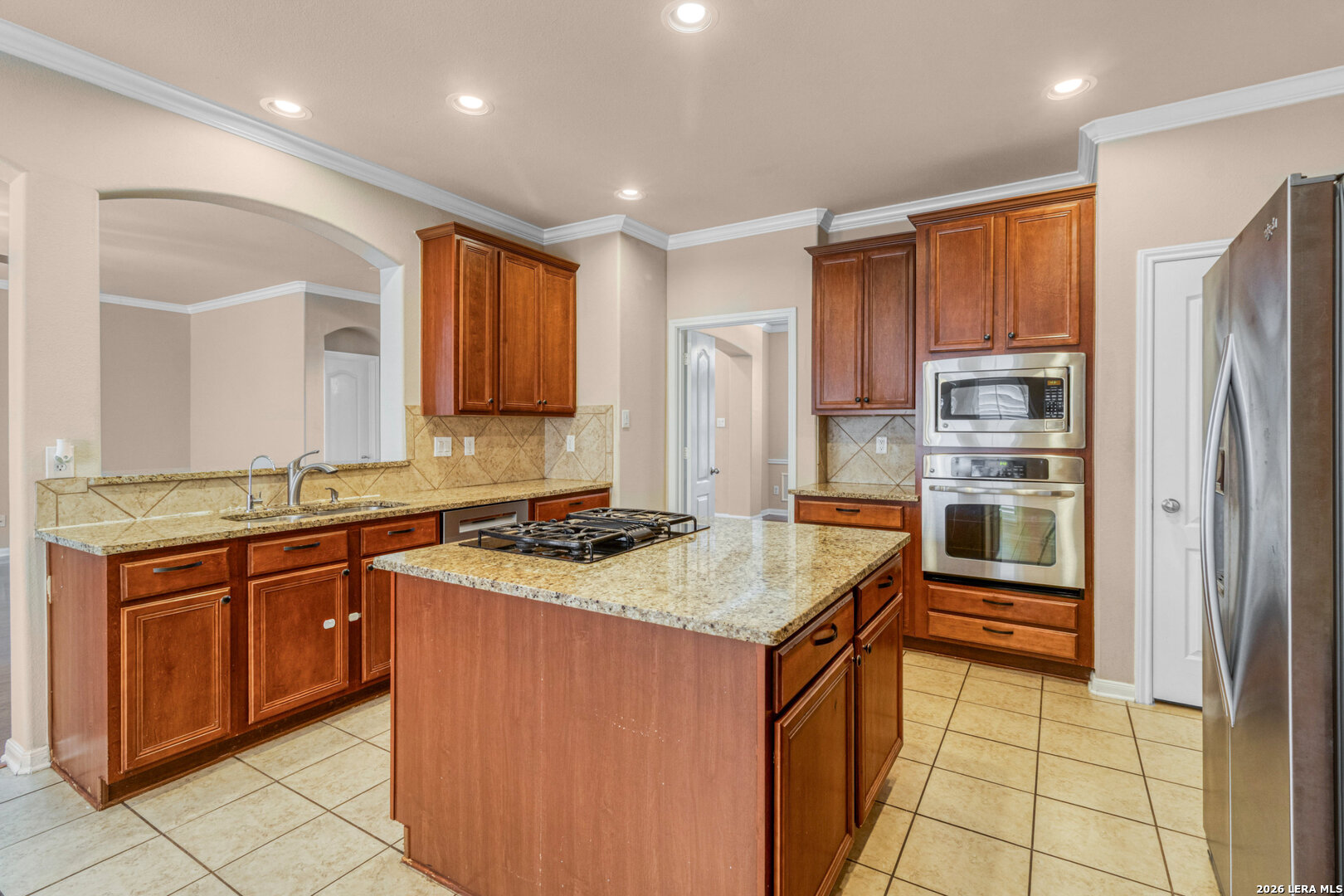 8707 Roswell Ridge Helotes TX 78023