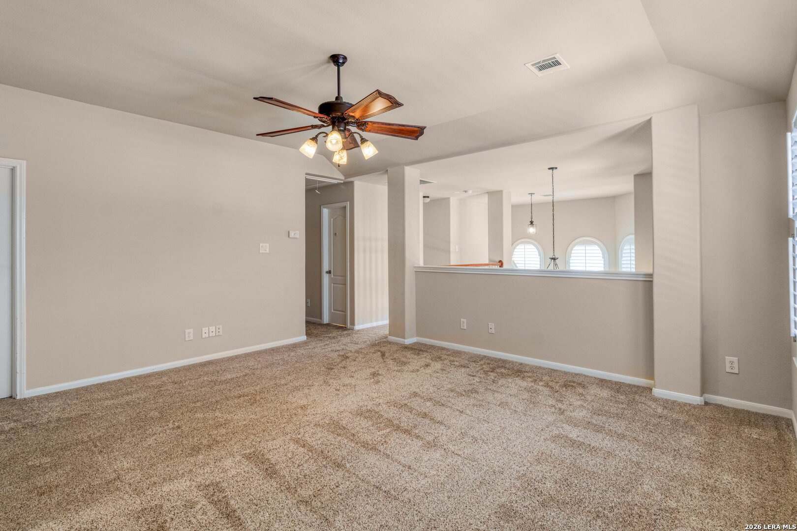 8707 Roswell Ridge Helotes TX 78023
