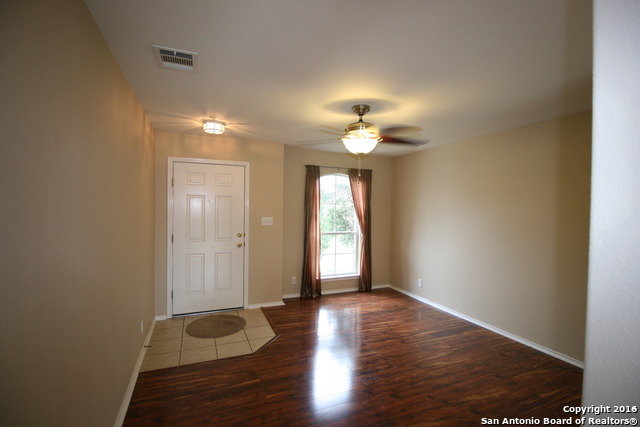 5615 Canaan Cross San Antonio TX 78247