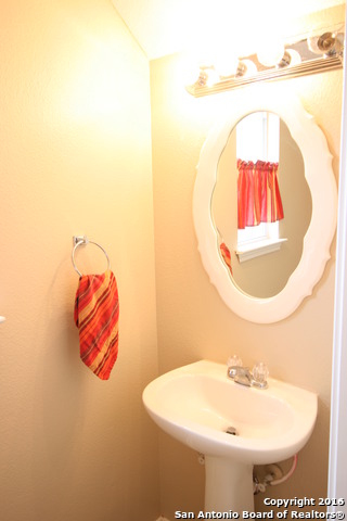5615 Canaan Cross San Antonio TX 78247