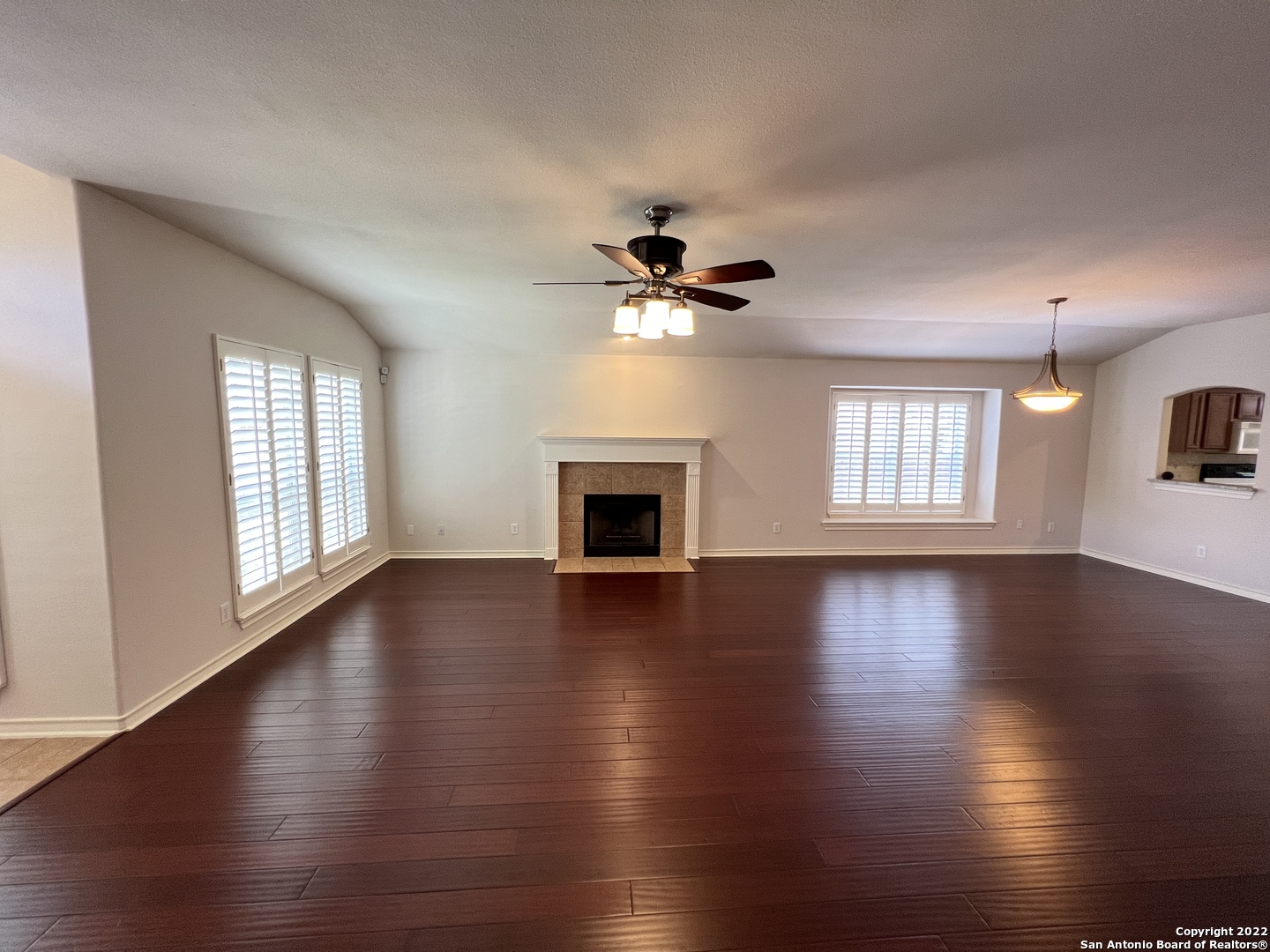 1303 Bluff Forest San Antonio TX 78248