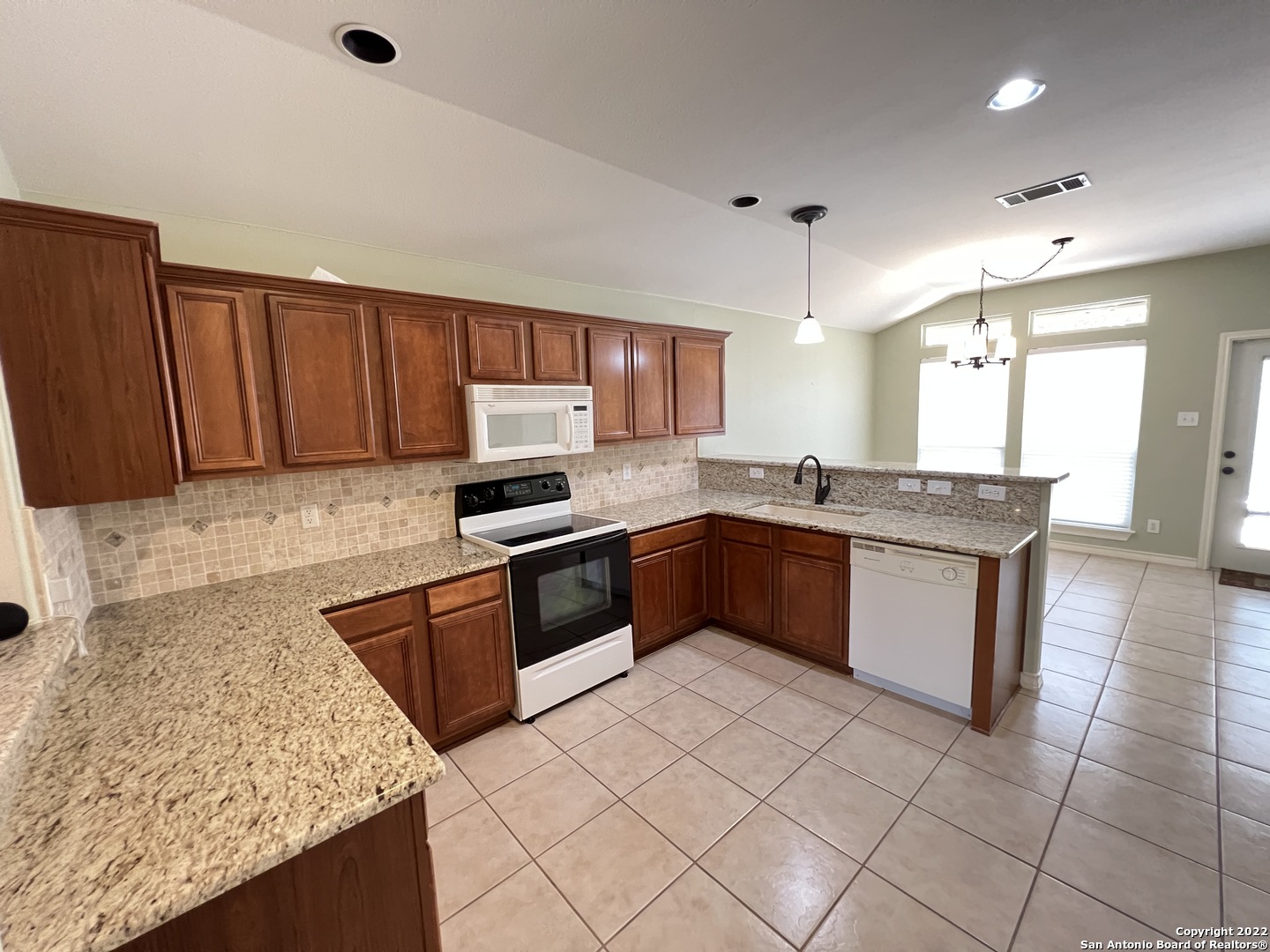 1303 Bluff Forest San Antonio TX 78248