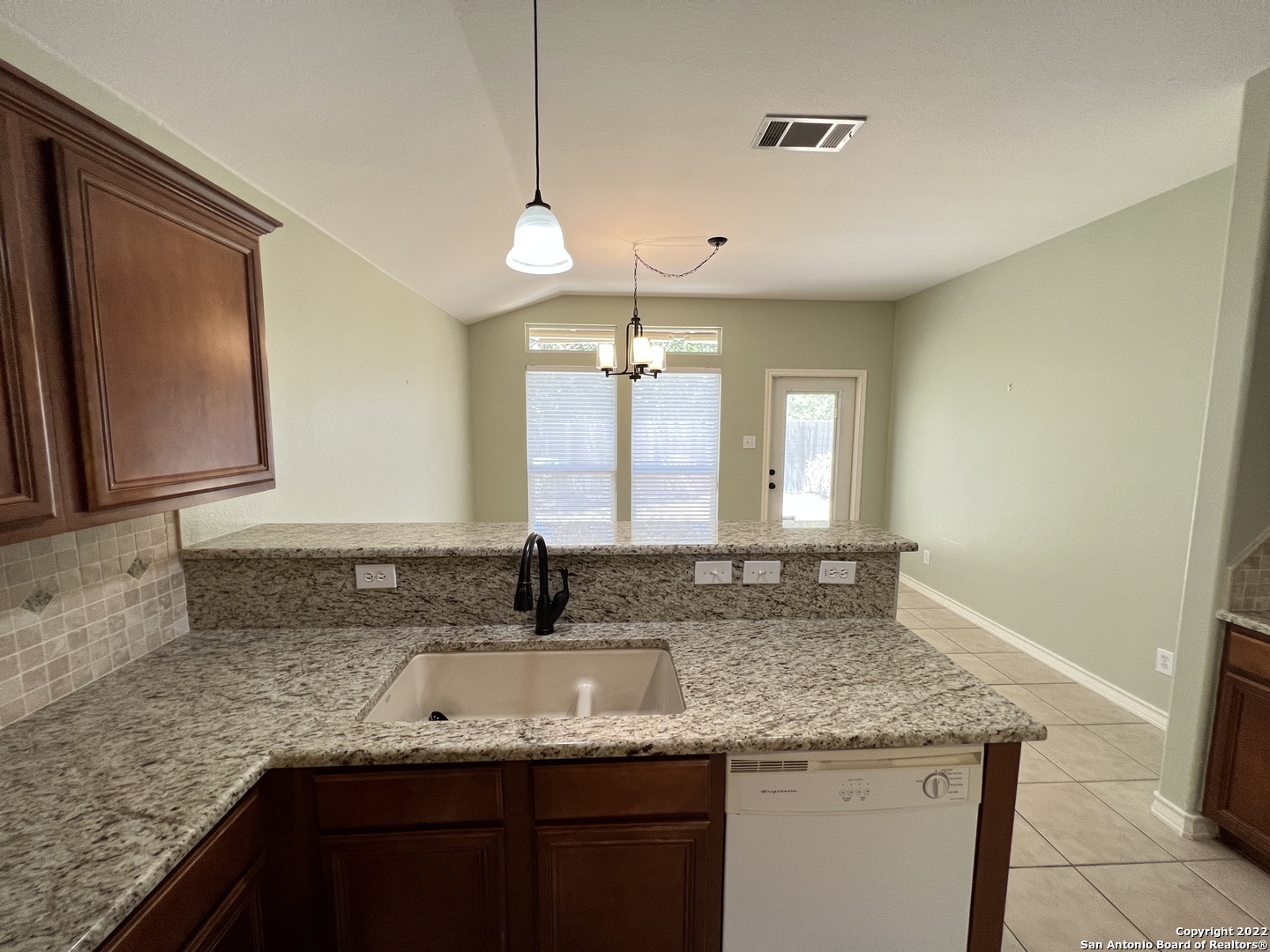 1303 Bluff Forest San Antonio TX 78248