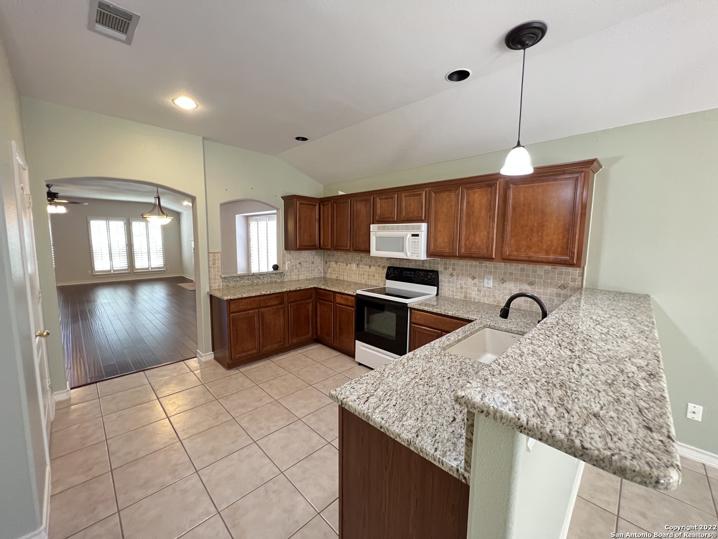 1303 Bluff Forest San Antonio TX 78248