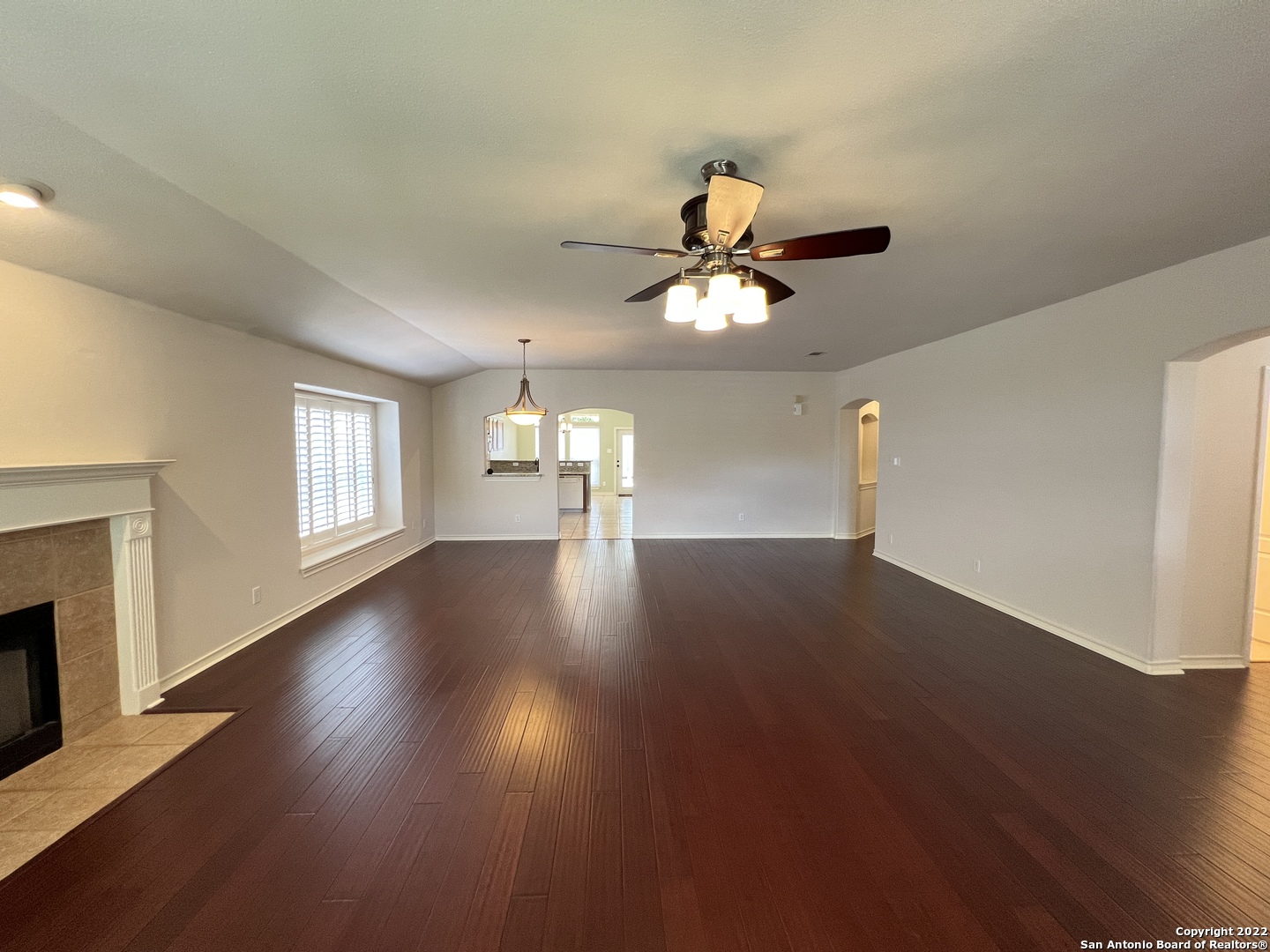 1303 Bluff Forest San Antonio TX 78248