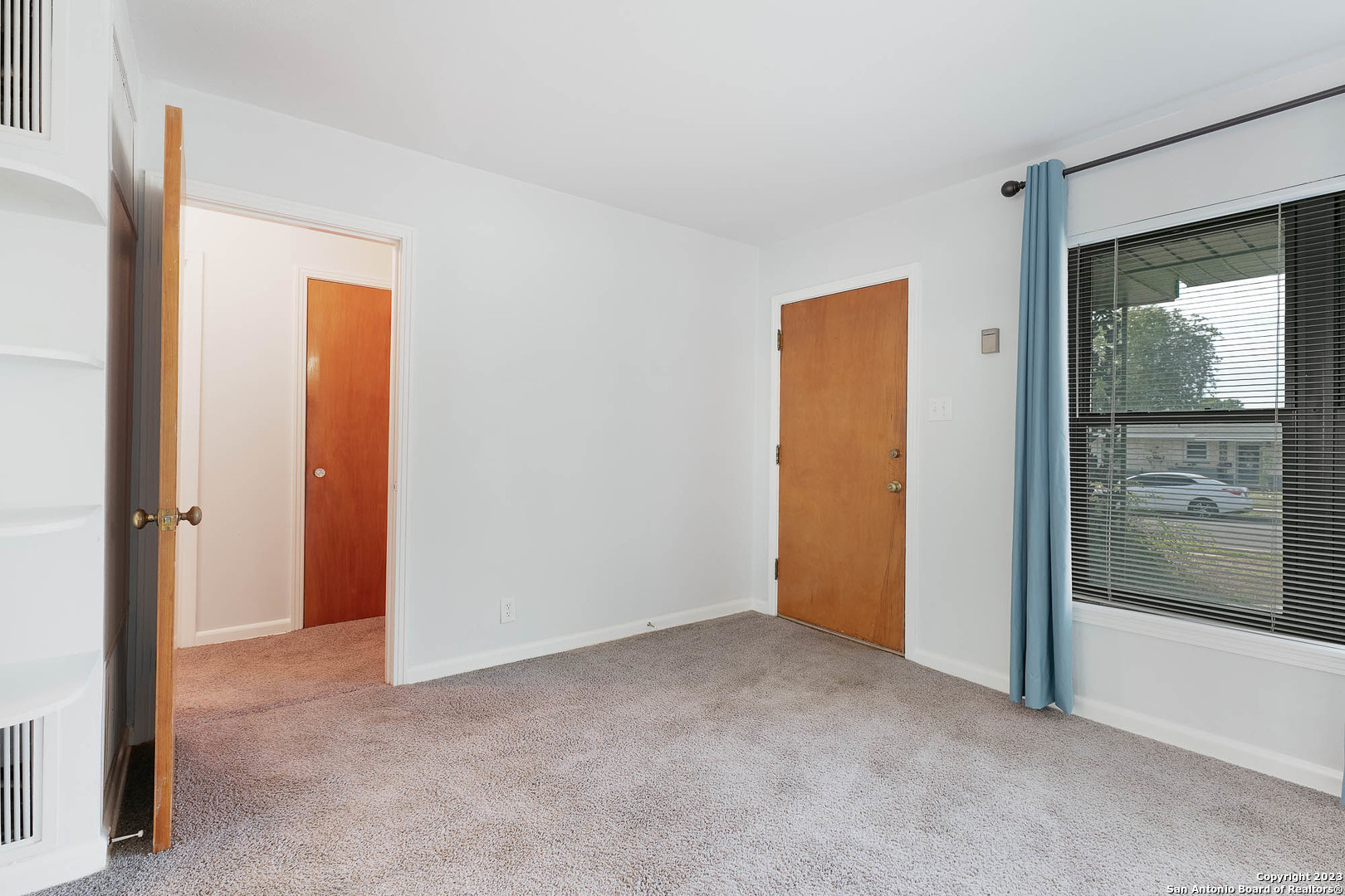 463 Cherry Ridge Drive San Antonio TX 78213
