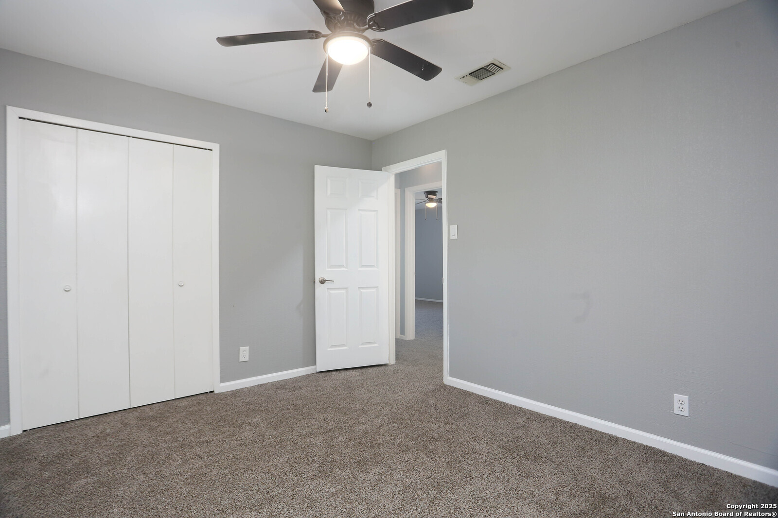 10406 Greenbay San Antonio TX 78230