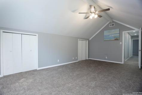 10406 Greenbay San Antonio TX 78230