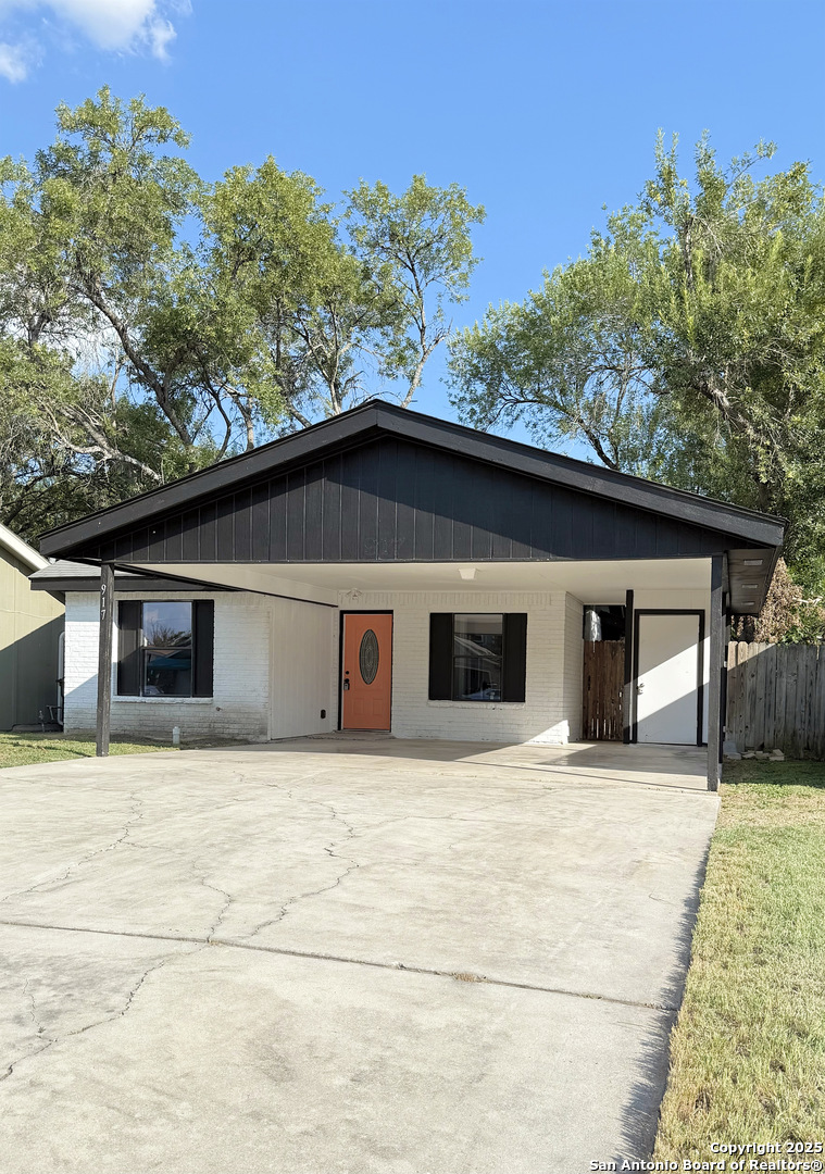 917 Sundance Street New Braunfels TX 78130