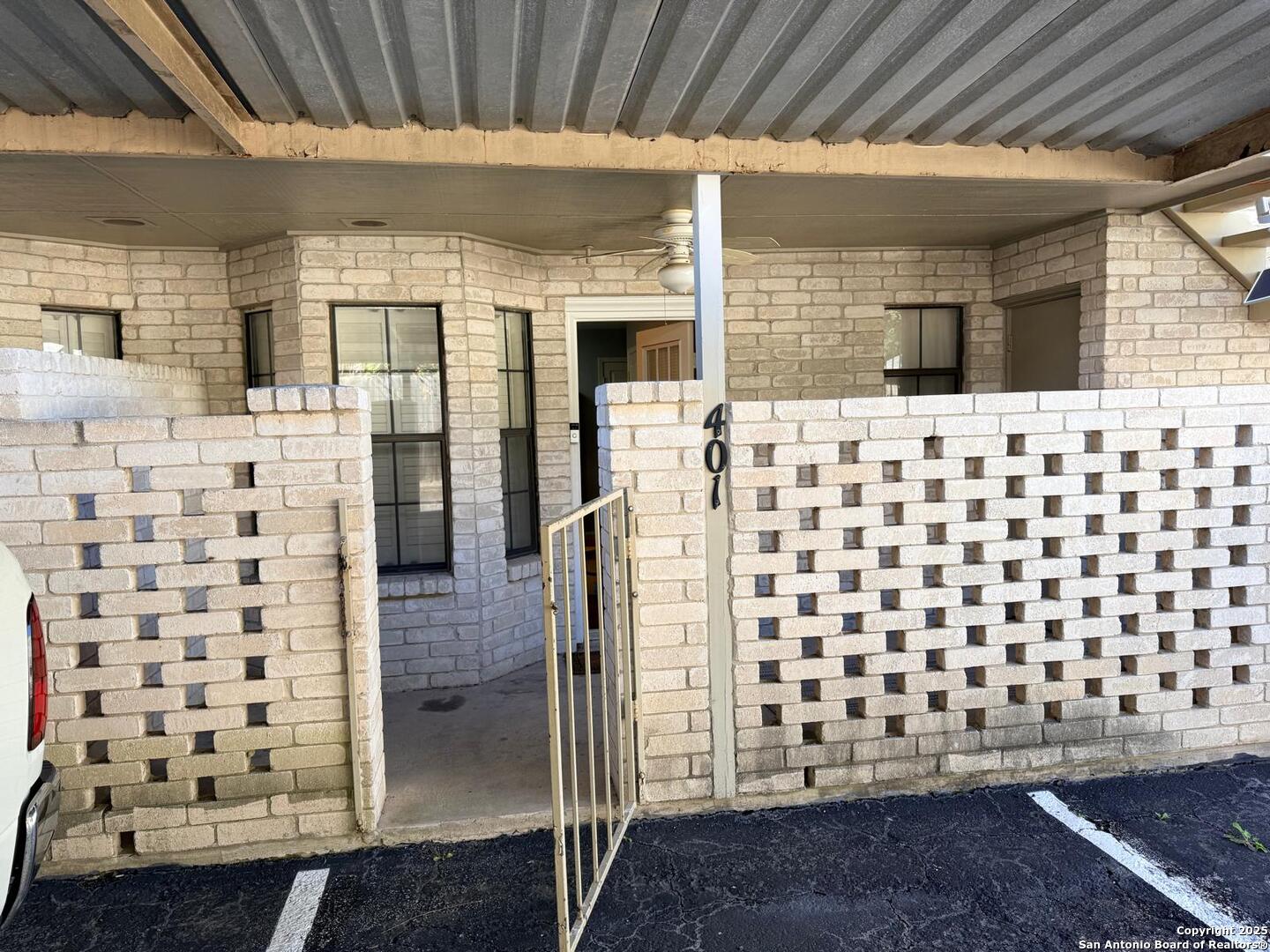 8415 Fredericksburg San Antonio TX 78229