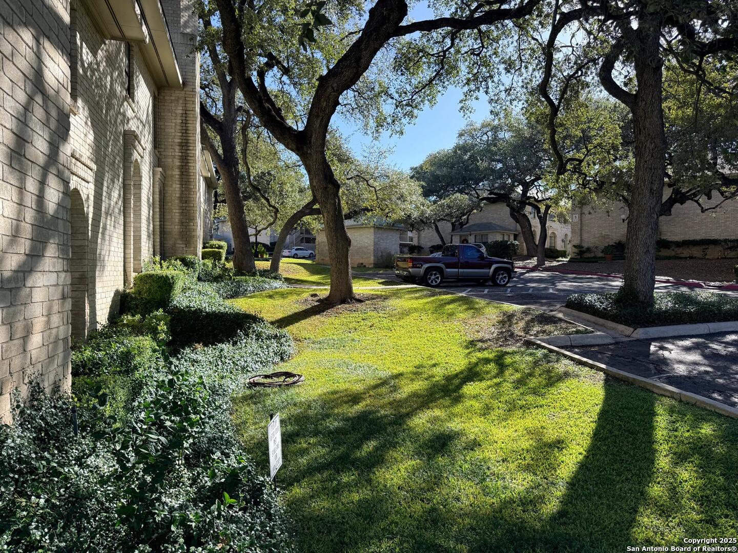 8415 Fredericksburg San Antonio TX 78229