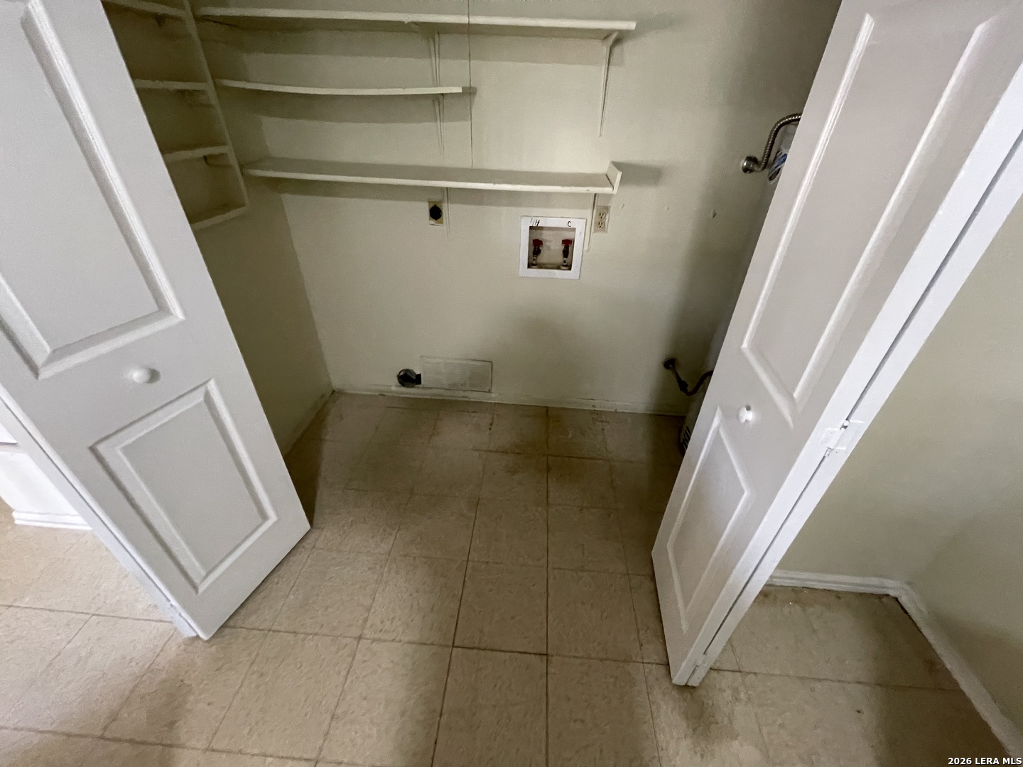 7107 Swinford San Antonio TX 78239