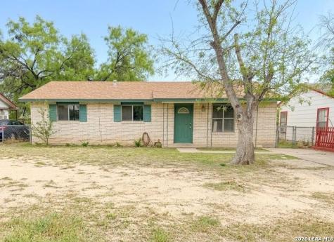 1626 Bowles Street Eagle Pass TX 78852
