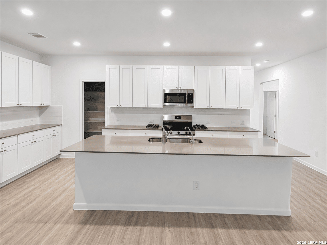 3811 Gristmill Way San Antonio TX 78245