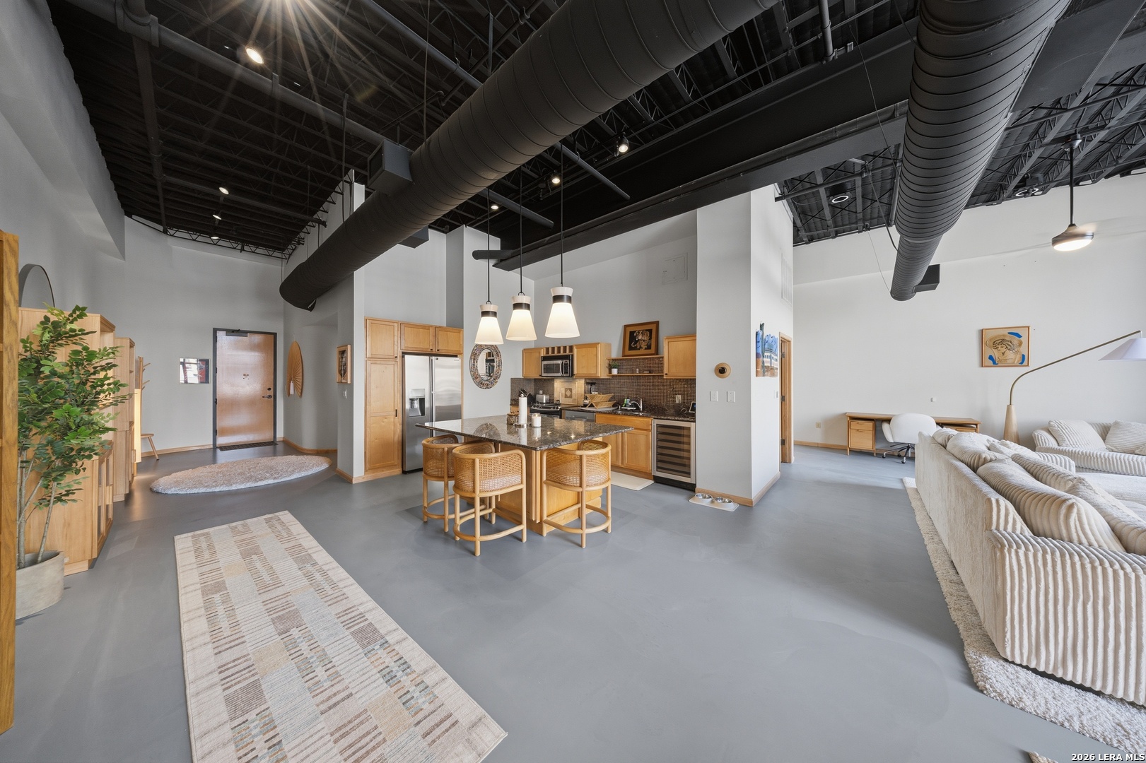 214 E Travis San Antonio TX 78205