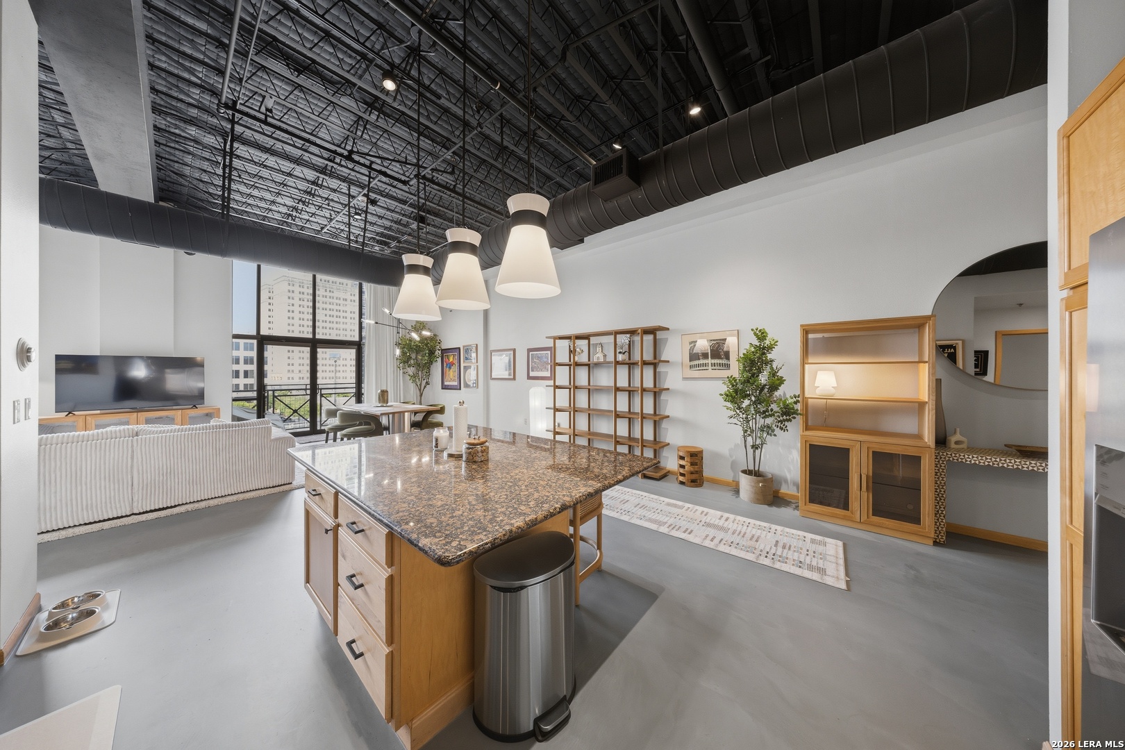 214 E Travis San Antonio TX 78205