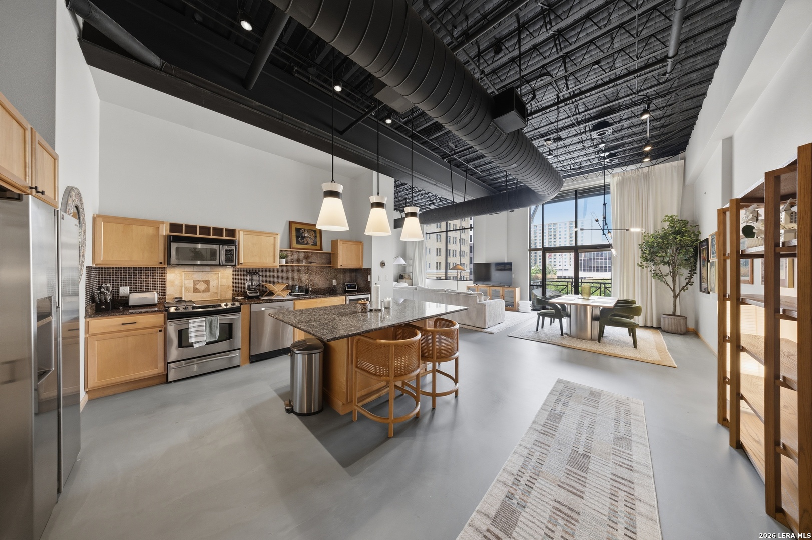 214 E Travis San Antonio TX 78205