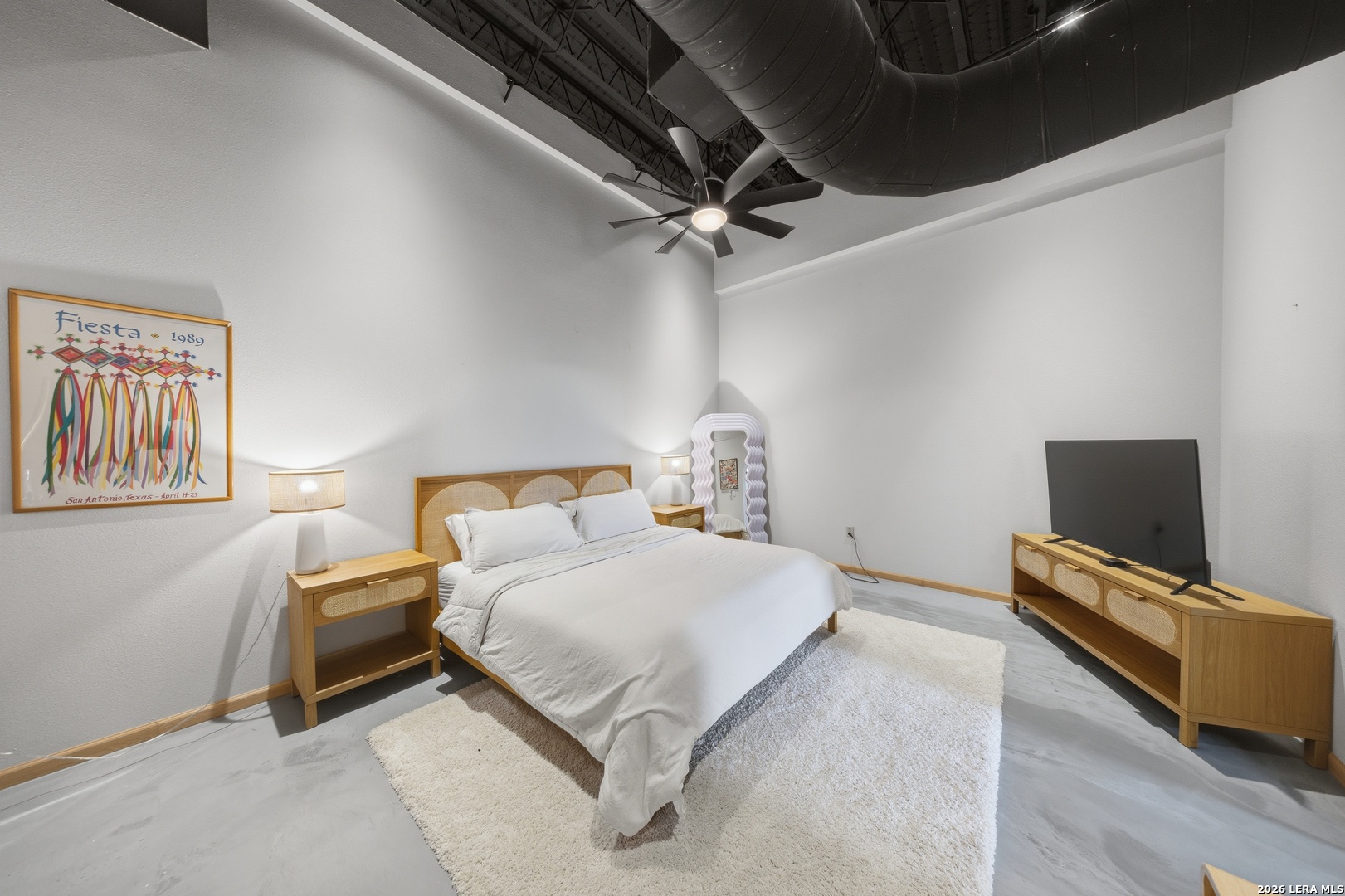 214 E Travis San Antonio TX 78205