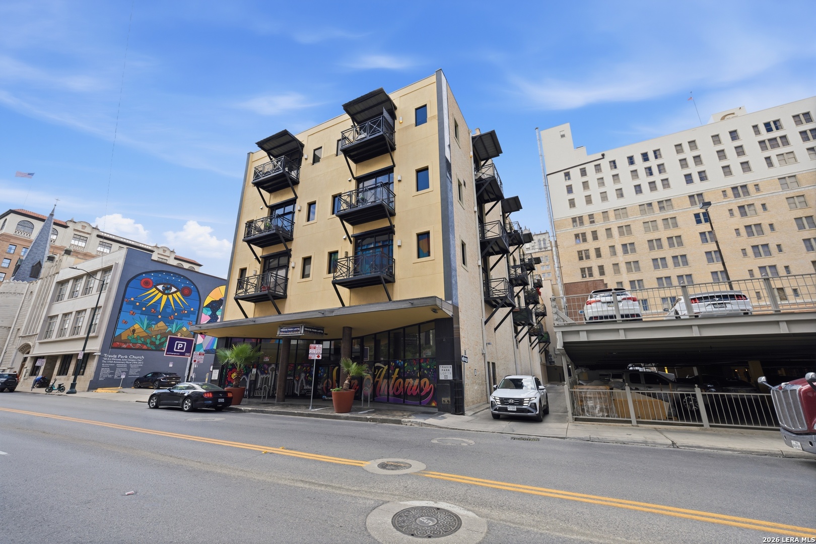 214 E Travis San Antonio TX 78205