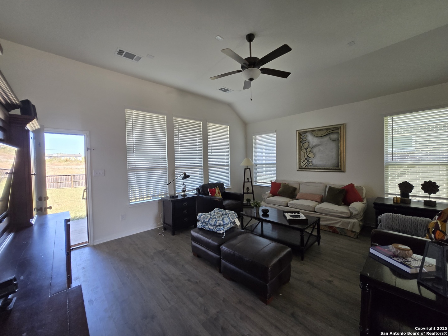 835 Blue Violet New Braunfels TX 78130