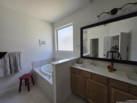 835 Blue Violet New Braunfels TX 78130