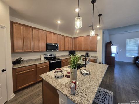 835 Blue Violet New Braunfels TX 78130