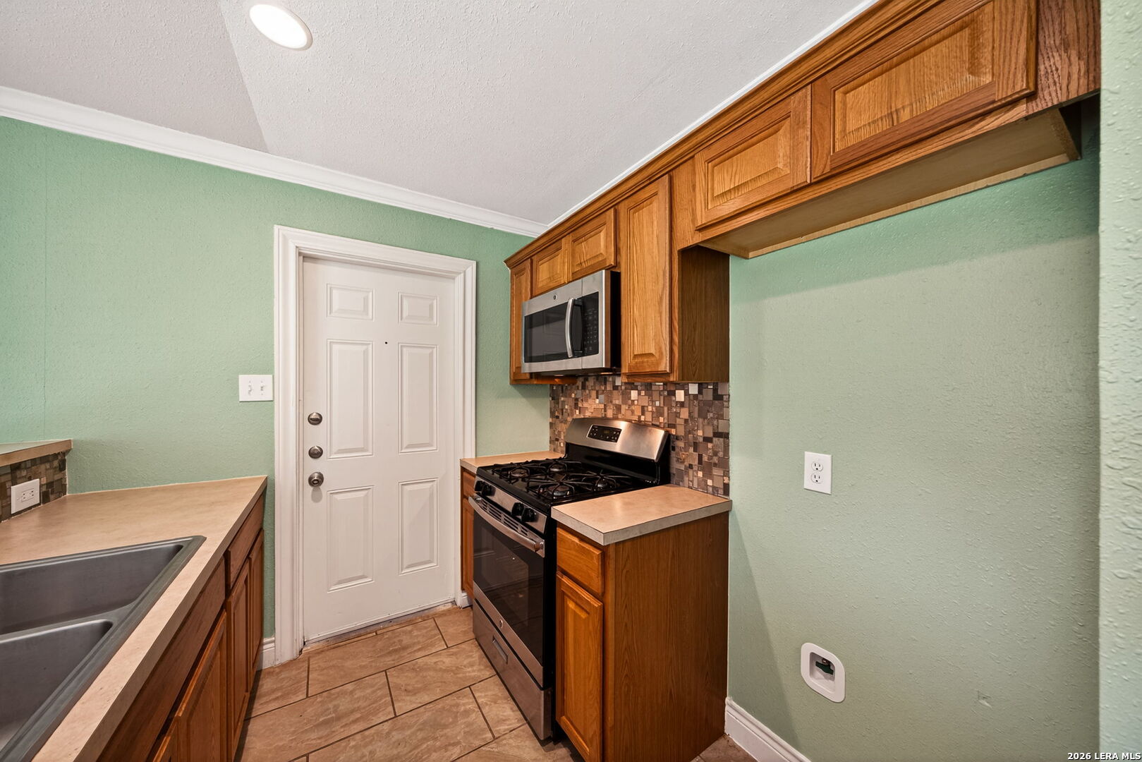 517 Oak Drive Converse TX 78109