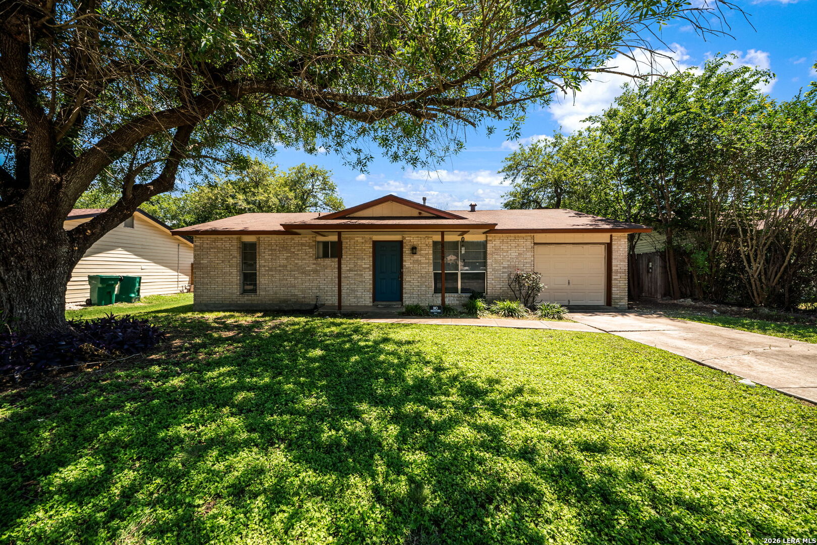 517 Oak Drive Converse TX 78109