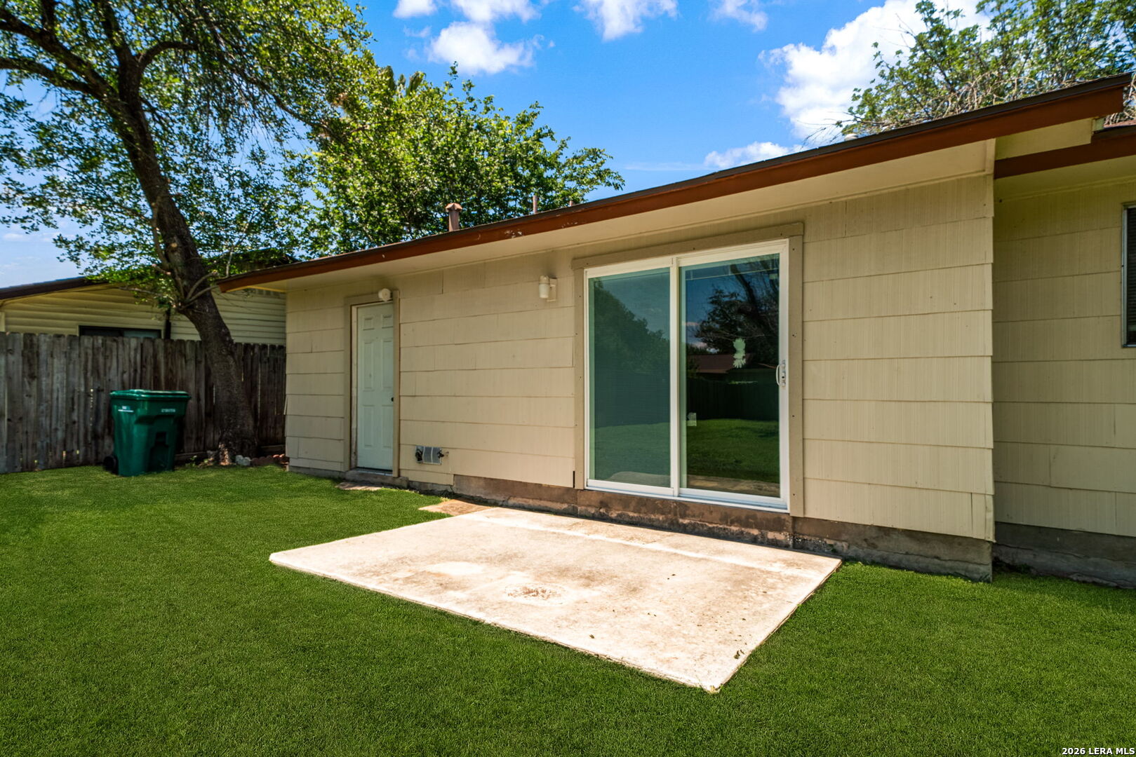 517 Oak Drive Converse TX 78109
