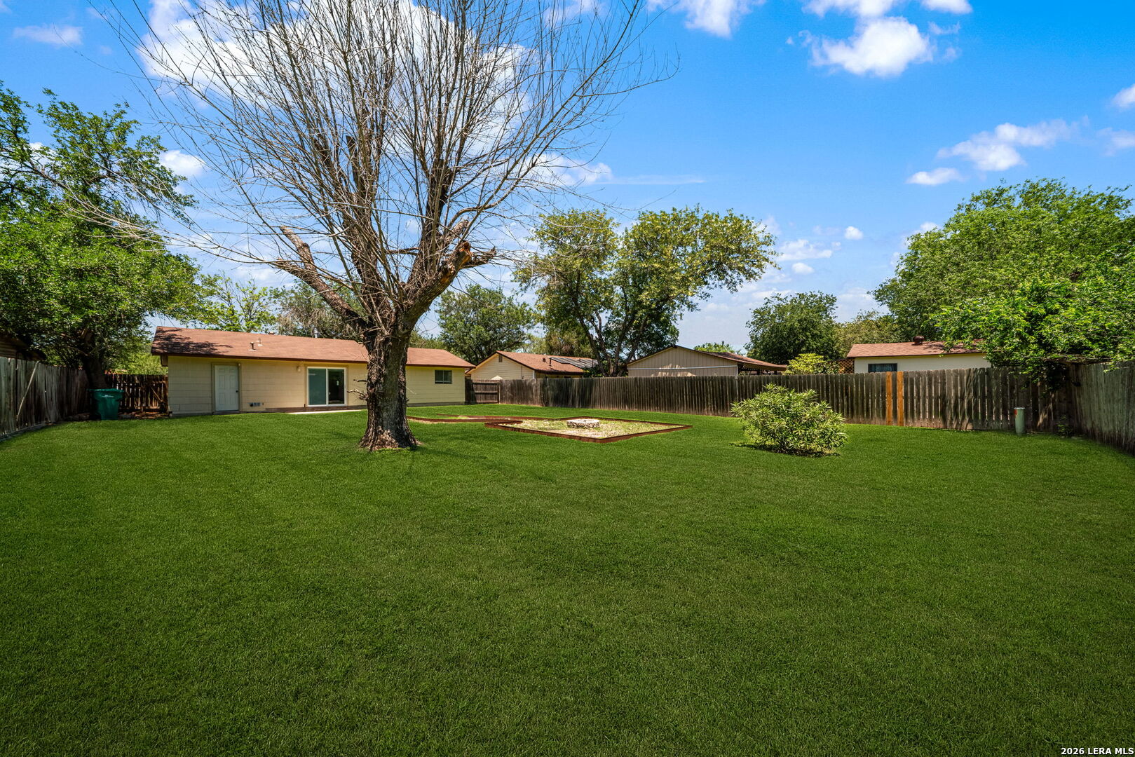 517 Oak Drive Converse TX 78109