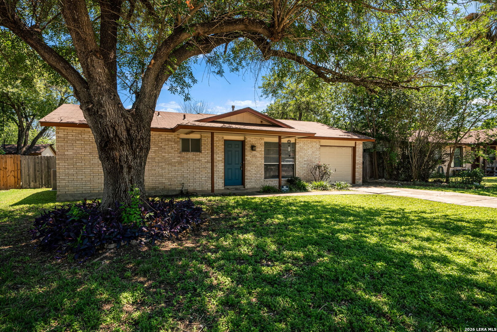 517 Oak Drive Converse TX 78109